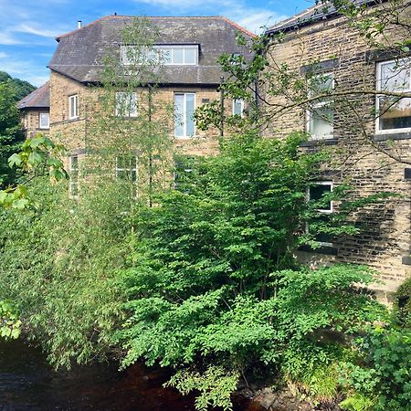 The Old Riverside School House Hebden Bridge Bagian luar foto
